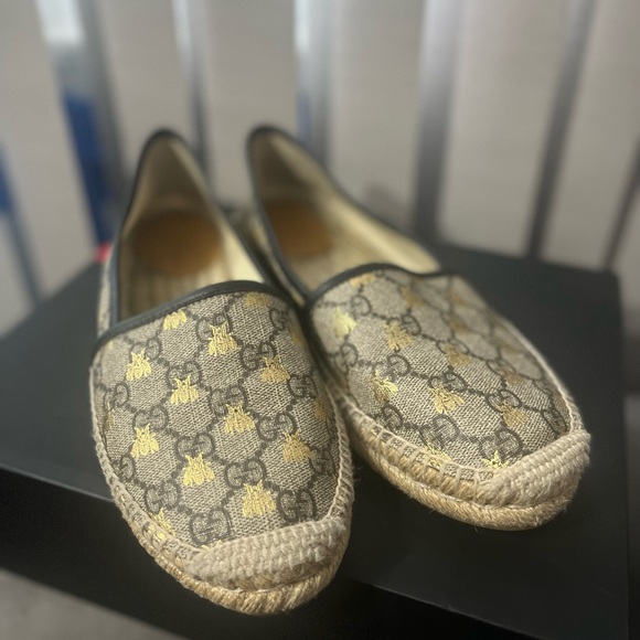 Gucci Espadrilles Authentic* send best offer - Picture 1 of 3